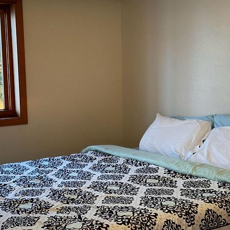 Amazing Oceanview 2 Bedroom Oceanfront! By Oceanviewhottubs Shelter Cove, Ca Tesla Ev Station Exteriér fotografie